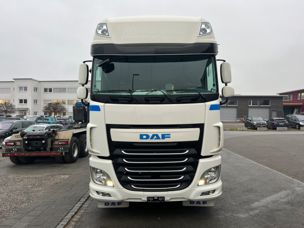 DAF XF460 SUPERSPACE - Sadulveok: pilt 2 DAF XF460 SUPERSPACE - Sadulveok: pilt 2