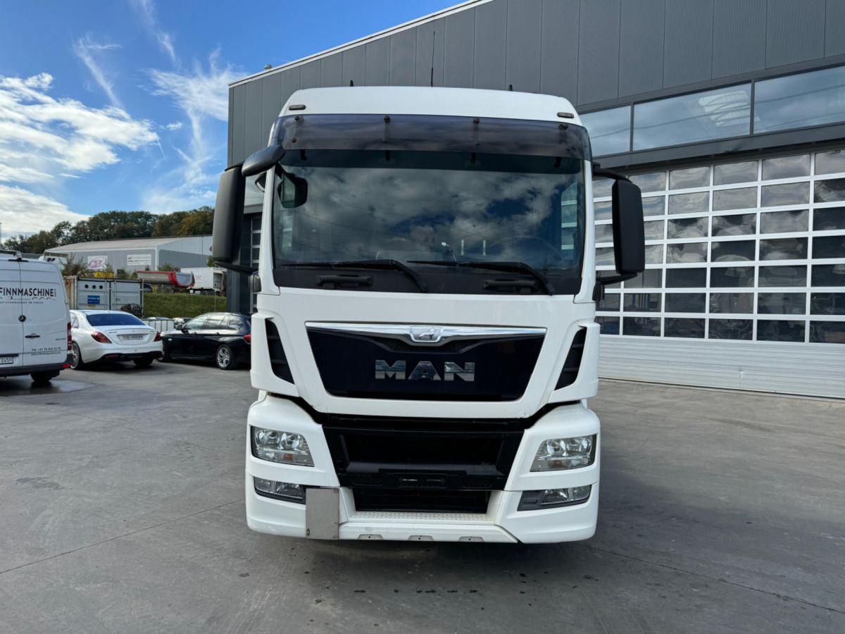 MAN TGS 18.440 4x2 ADR - Sadulveok: pilt 2 MAN TGS 18.440 4x2 ADR - Sadulveok: pilt 2