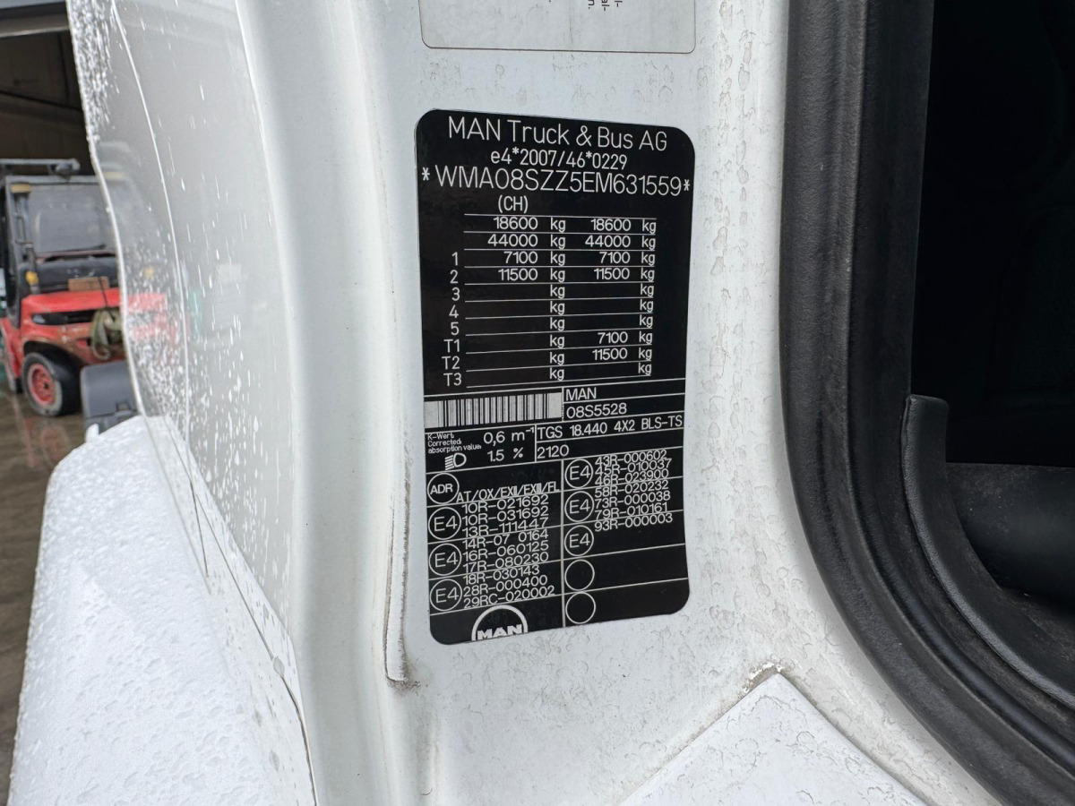 Sadulveok MAN TGS 18.440 4x2 ADR: pilt 12 Sadulveok MAN TGS 18.440 4x2 ADR: pilt 12
