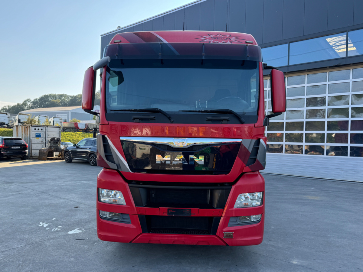 MAN TGX 18.440 C0712 - Sadulveok: pilt 2 MAN TGX 18.440 C0712 - Sadulveok: pilt 2