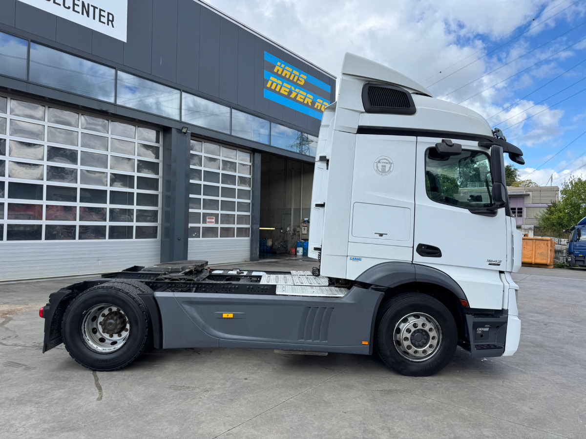 MERCEDES Actros 1842 4x2 - Sadulveok: pilt 4 MERCEDES Actros 1842 4x2 - Sadulveok: pilt 4