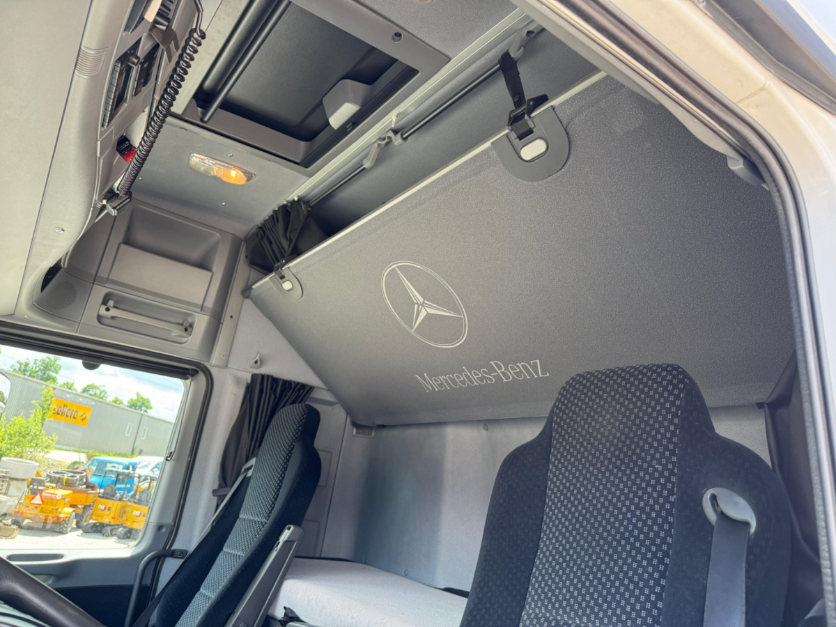 Sadulveok MERCEDES Actros 1848 4x2: pilt 13