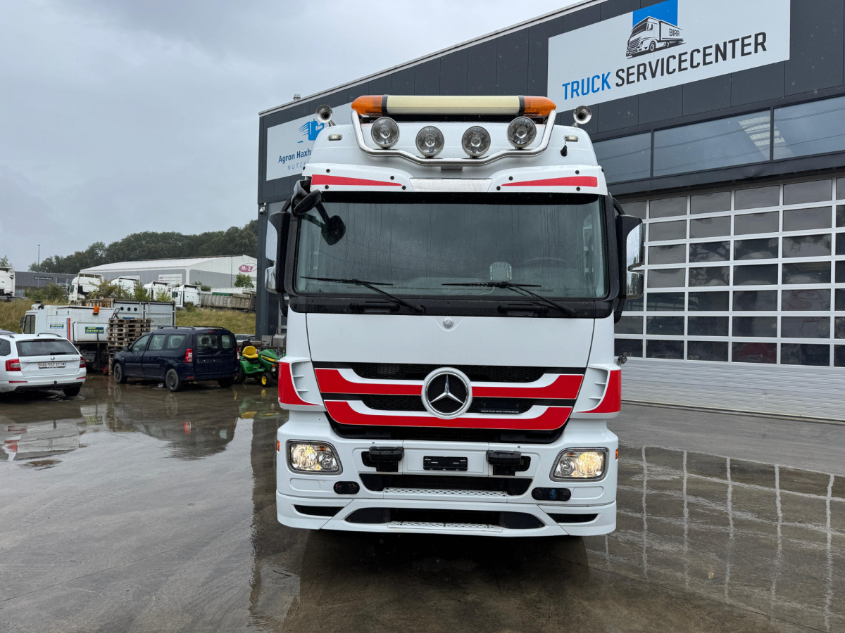 MERCEDES Actros 2044 4x4 - Sadulveok: pilt 2 MERCEDES Actros 2044 4x4 - Sadulveok: pilt 2