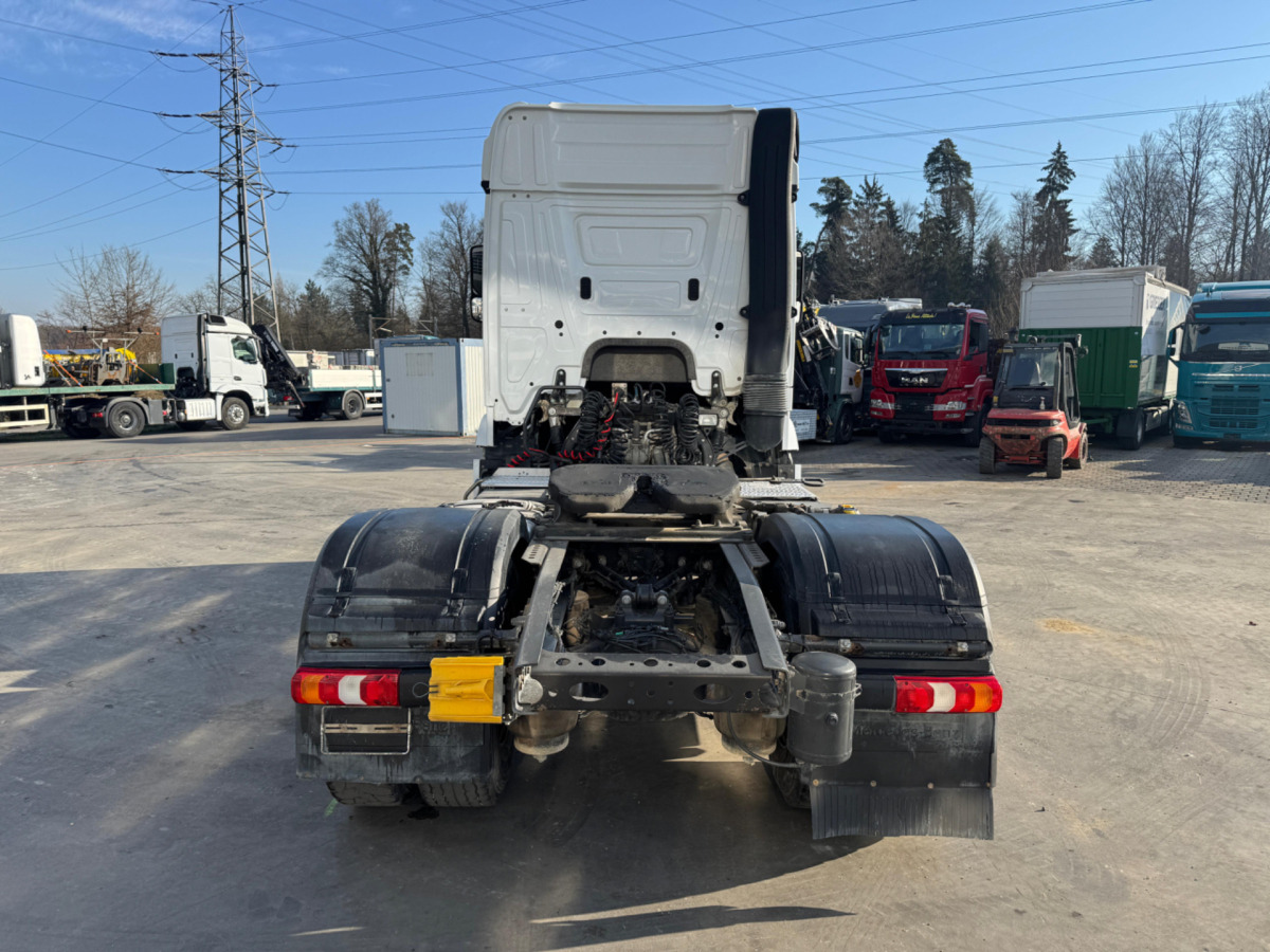 MERCEDES Arocs 1851 4x4H Kipphydraulik - Sadulveok: pilt 5 MERCEDES Arocs 1851 4x4H Kipphydraulik - Sadulveok: pilt 5