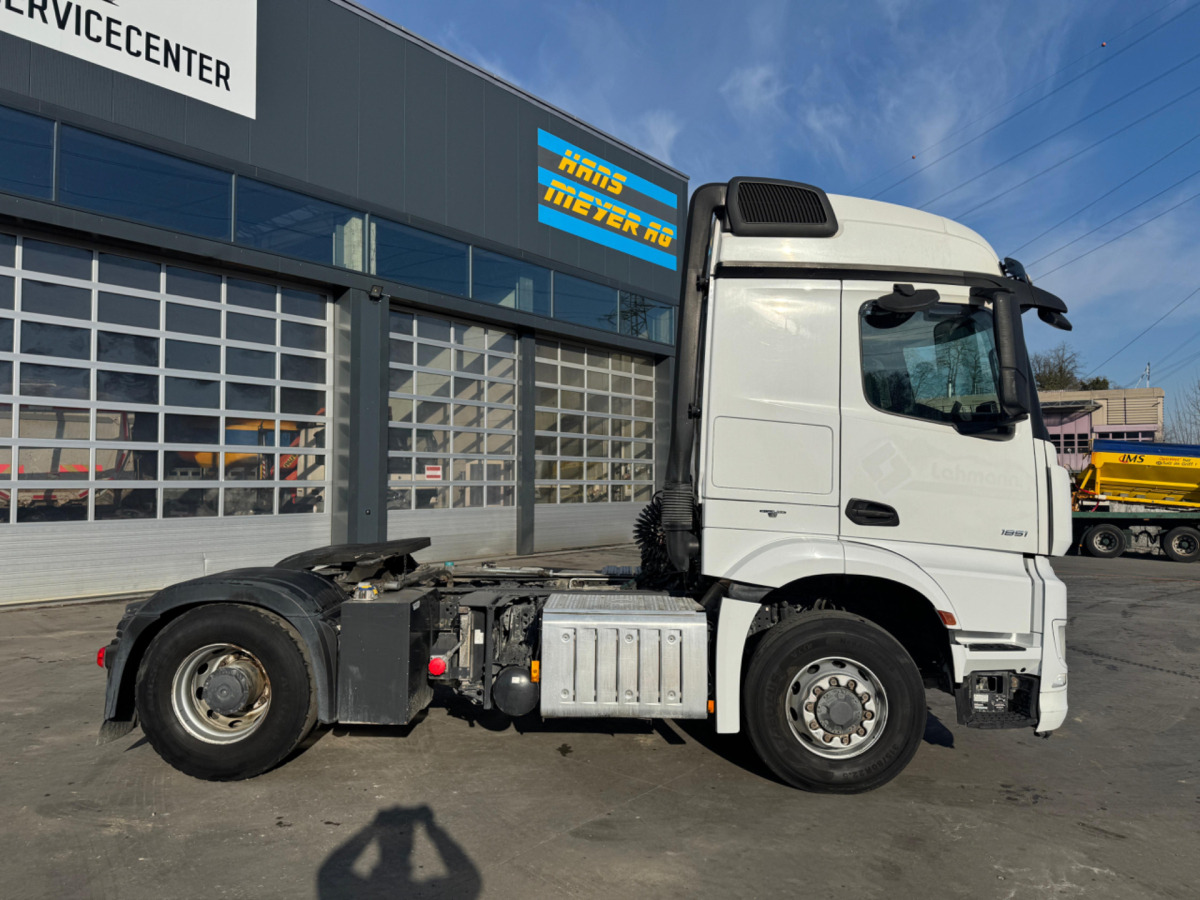MERCEDES Arocs 1851 4x4H Kipphydraulik - Sadulveok: pilt 3 MERCEDES Arocs 1851 4x4H Kipphydraulik - Sadulveok: pilt 3