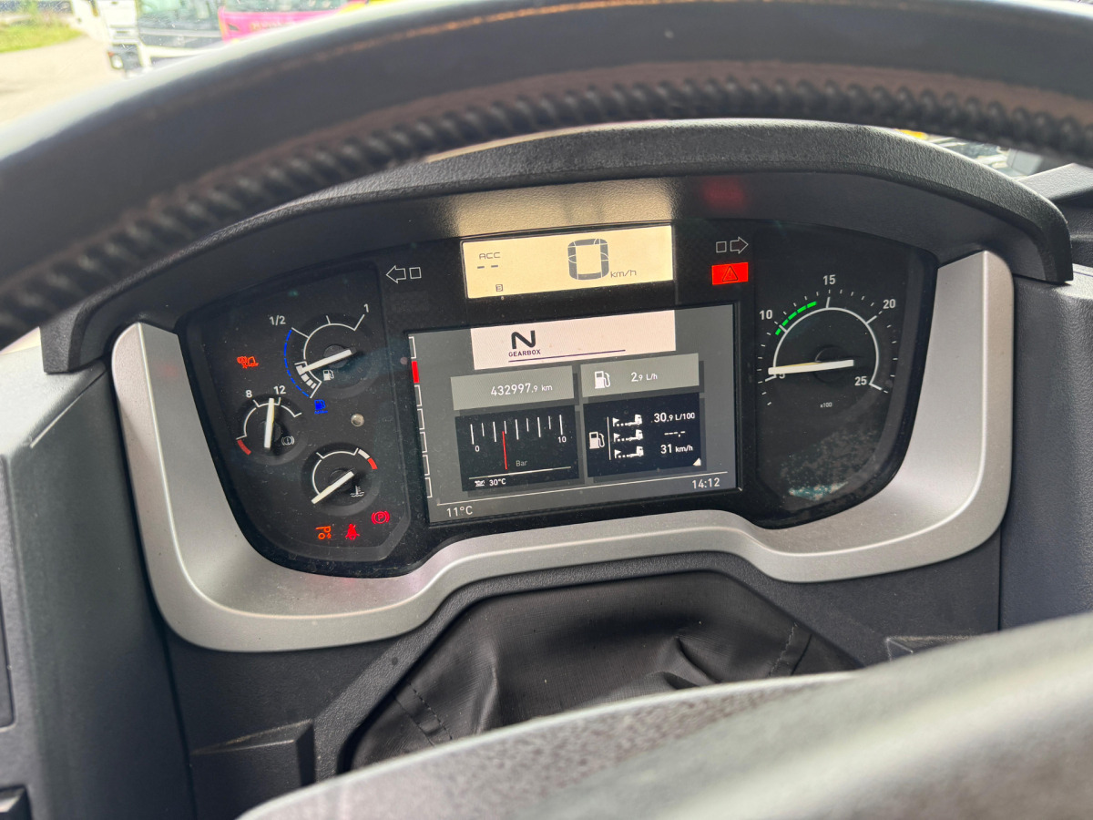 Sadulveok RENAULT T520 6x2 70.000KG: pilt 18 Sadulveok RENAULT T520 6x2 70.000KG: pilt 18