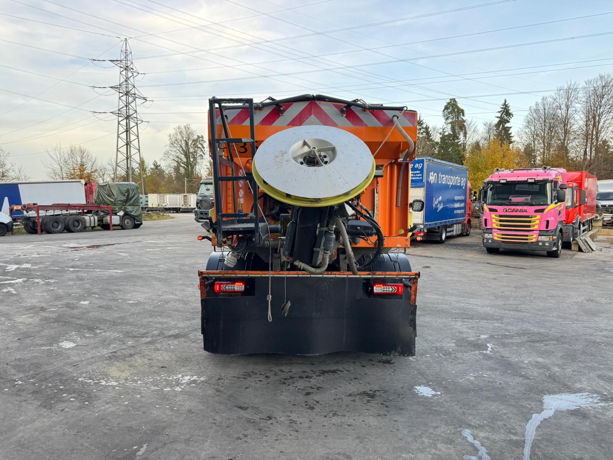 VOLVO FH-460 4x2 Winterdienst/SZM - Sadulveok: pilt 5 VOLVO FH-460 4x2 Winterdienst/SZM - Sadulveok: pilt 5