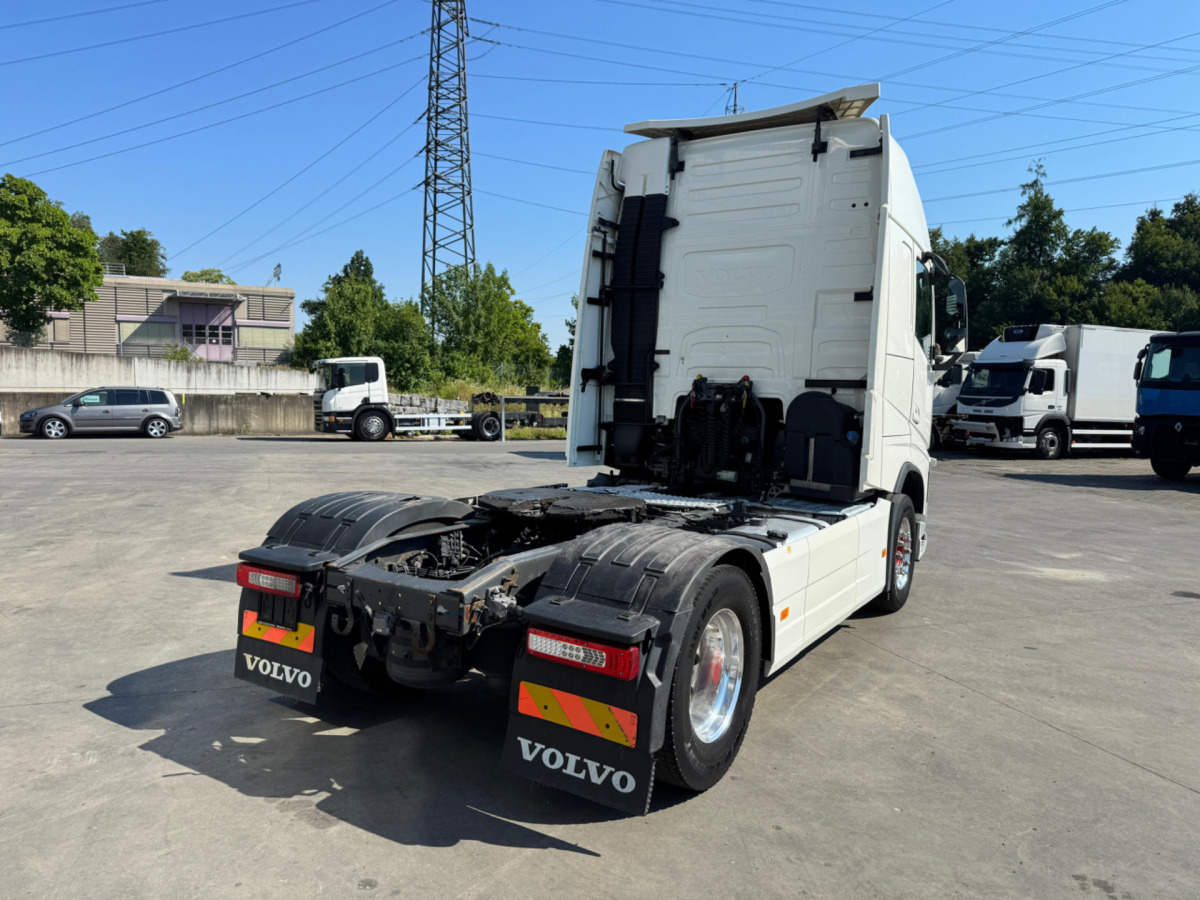 VOLVO FH-460 4x2 XXL - Sadulveok: pilt 5 VOLVO FH-460 4x2 XXL - Sadulveok: pilt 5