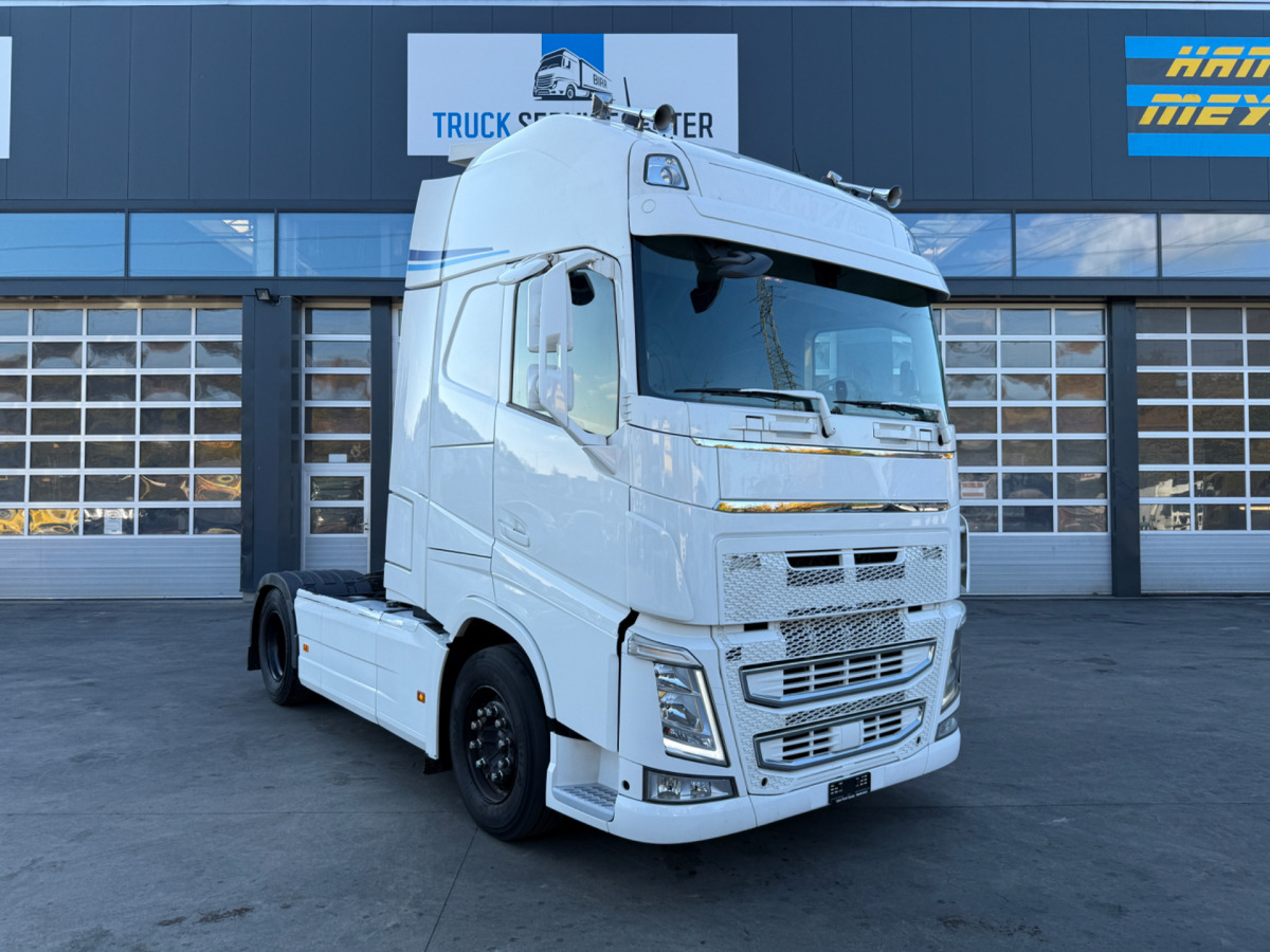 VOLVO FH-500 Standklima XXL 4x2 - Sadulveok: pilt 3 VOLVO FH-500 Standklima XXL 4x2 - Sadulveok: pilt 3