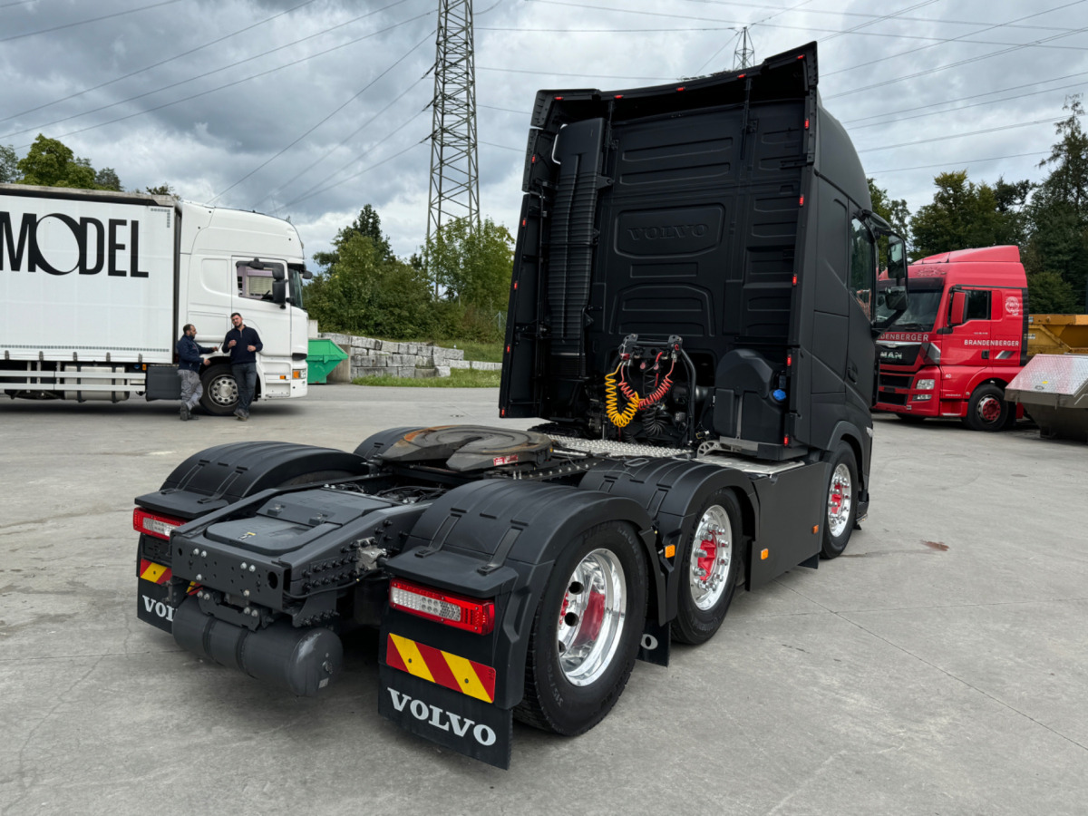 VOLVO FH-500 TC 6x2 - Sadulveok: pilt 5 VOLVO FH-500 TC 6x2 - Sadulveok: pilt 5