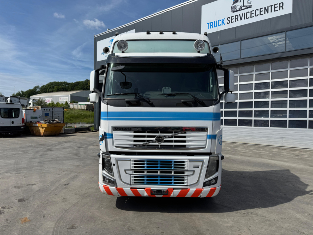 VOLVO FH16-750 6x2 - Sadulveok: pilt 2 VOLVO FH16-750 6x2 - Sadulveok: pilt 2