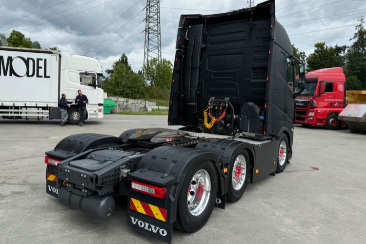Volvo FH-500 TC 6x2 - Sadulveok: pilt 5 Volvo FH-500 TC 6x2 - Sadulveok: pilt 5
