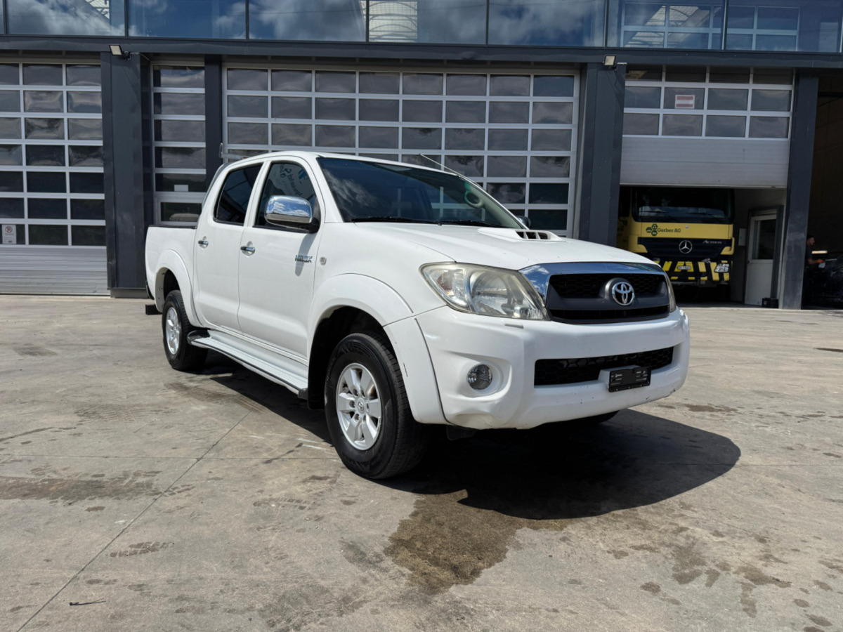 TOYOTA Hilux 3.0D 4WD - Pikap: pilt 3 TOYOTA Hilux 3.0D 4WD - Pikap: pilt 3