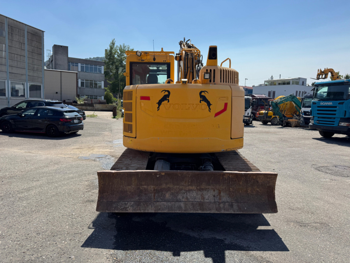 VOLVO ECR145DL Oilquick - Lintekskavaator: pilt 5 VOLVO ECR145DL Oilquick - Lintekskavaator: pilt 5
