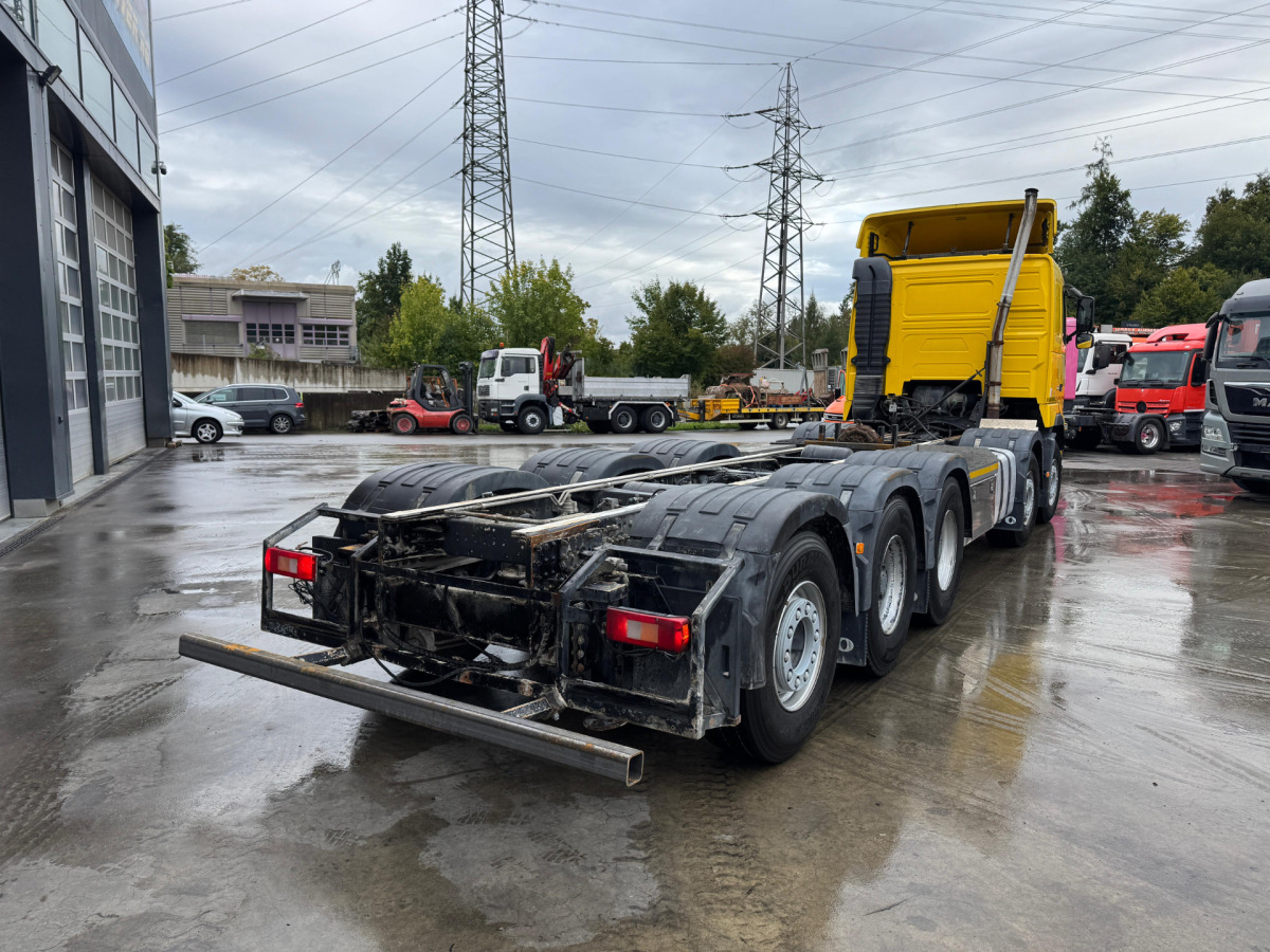 VOLVO FH-500 10x4 - Kabiinišassiiga veoauto: pilt 5 VOLVO FH-500 10x4 - Kabiinišassiiga veoauto: pilt 5
