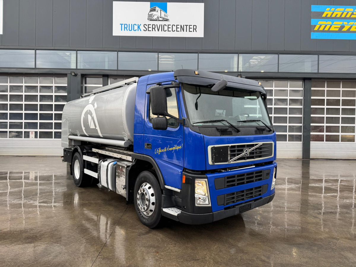 VOLVO FM-440 4x2 Tankwagen 13'500L - Tsisternauto: pilt 3 VOLVO FM-440 4x2 Tankwagen 13'500L - Tsisternauto: pilt 3