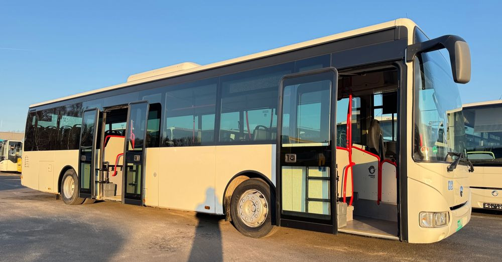Linnaliini buss Irisbus Crossway LE  / KLIMA / automat / 45 foteli / niskowejściowy / Cena: 115000zł netto: pilt 18