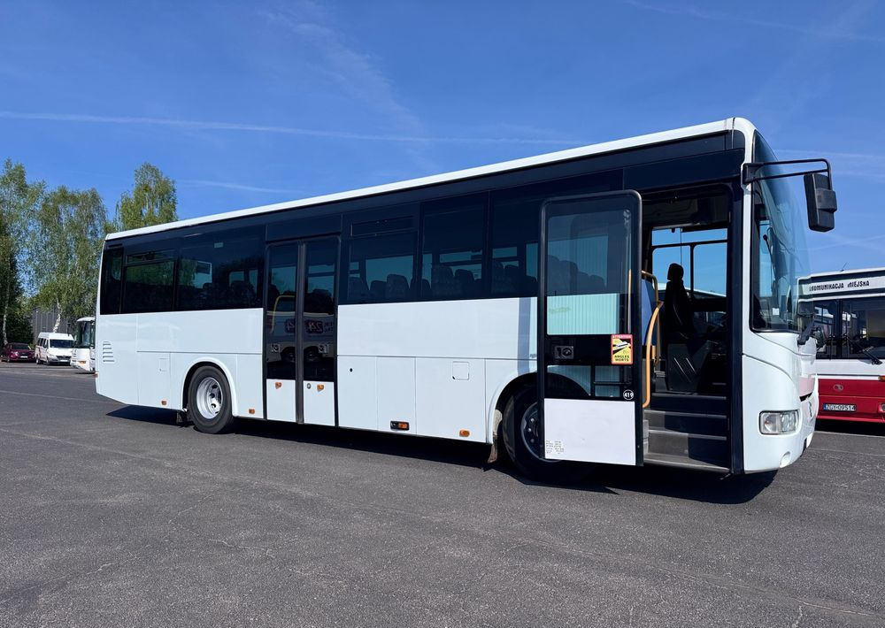 Irisbus KRÓTKI 10,5 metra /Crossway / 46 miejsc/ CENA: 89000zł netto - Maakonnaliini buss: pilt 1 Irisbus KRÓTKI 10,5 metra /Crossway / 46 miejsc/ CENA: 89000zł netto - Maakonnaliini buss: pilt 1