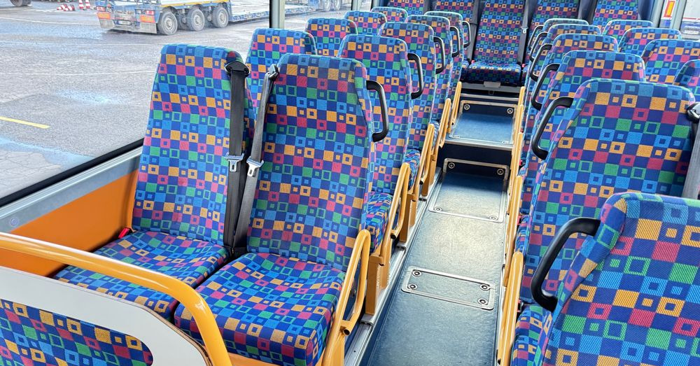 Irisbus Recreo Crosway / KLIMATYZACJA/ 59+1 miejsc/ tector / CENA: 78000zł netto - Maakonnaliini buss: pilt 5 Irisbus Recreo Crosway / KLIMATYZACJA/ 59+1 miejsc/ tector / CENA: 78000zł netto - Maakonnaliini buss: pilt 5