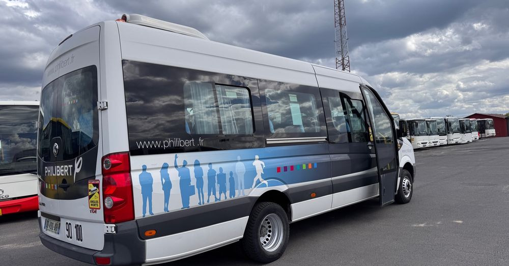 Volkswagen Crafter / KLIMATYZACJA / 23 miejsca / 128000km przebieg !!/ Cena:139000 zł netto - Väikebuss, Mikrobuss: pilt 2 Volkswagen Crafter / KLIMATYZACJA / 23 miejsca / 128000km przebieg !!/ Cena:139000 zł netto - Väikebuss, Mikrobuss: pilt 2