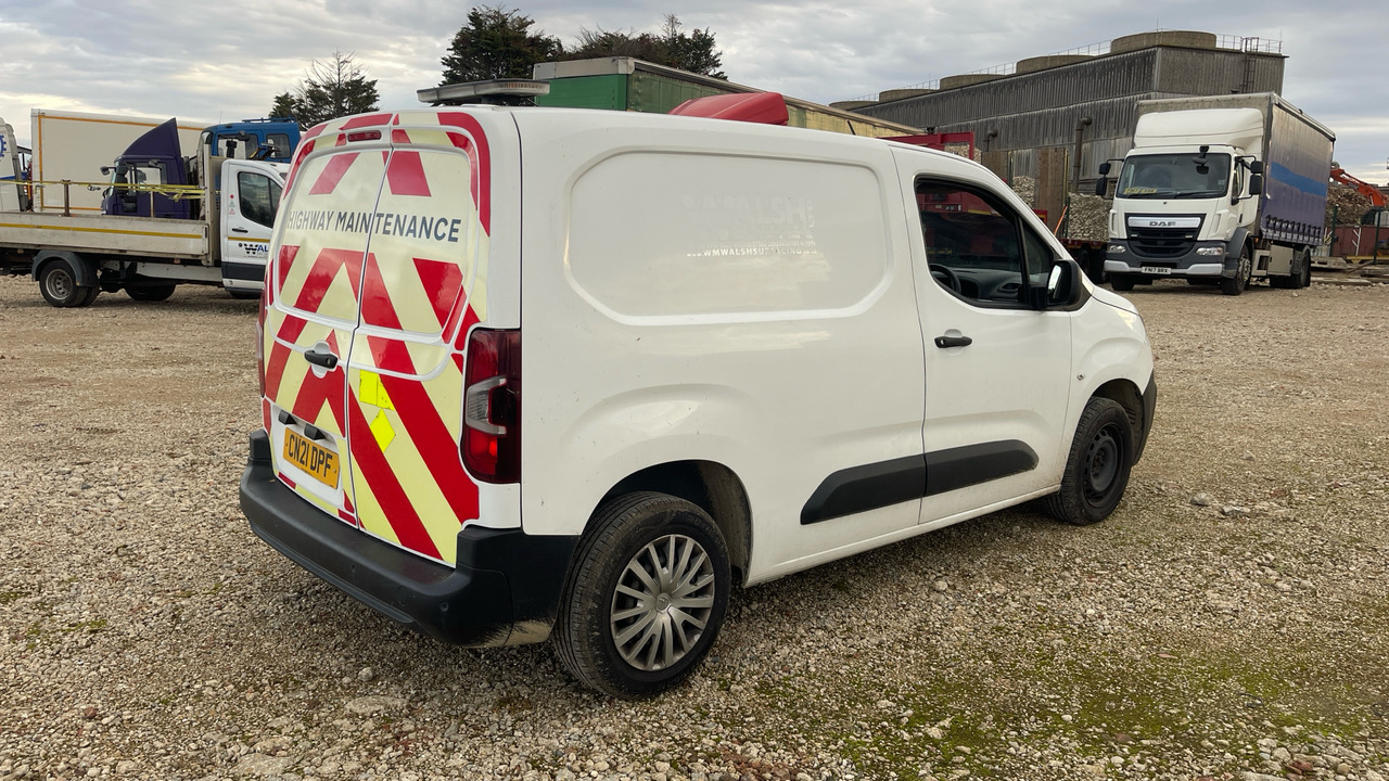 CITROEN BERLINGO ENTERPRISE 650 1.5 BLUEHDI 75PS - Väike kaubik: pilt 4 CITROEN BERLINGO ENTERPRISE 650 1.5 BLUEHDI 75PS - Väike kaubik: pilt 4