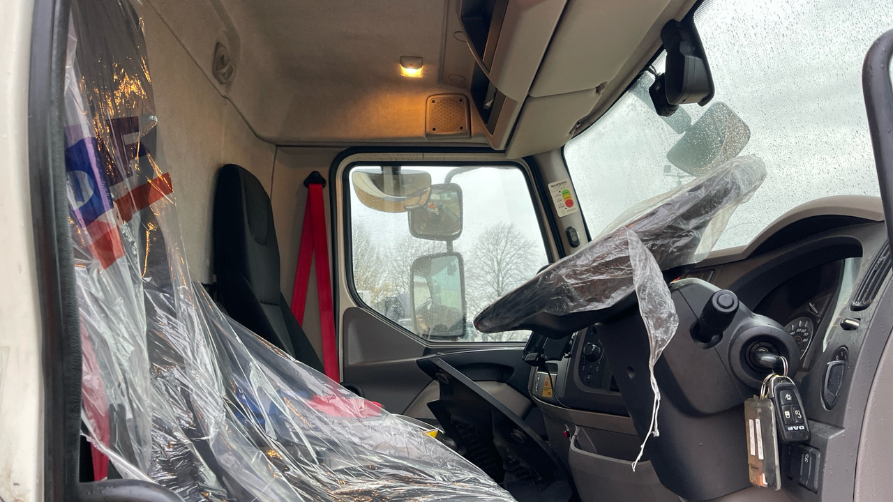 DAF LF 230 - Tent veoauto: pilt 5 DAF LF 230 - Tent veoauto: pilt 5