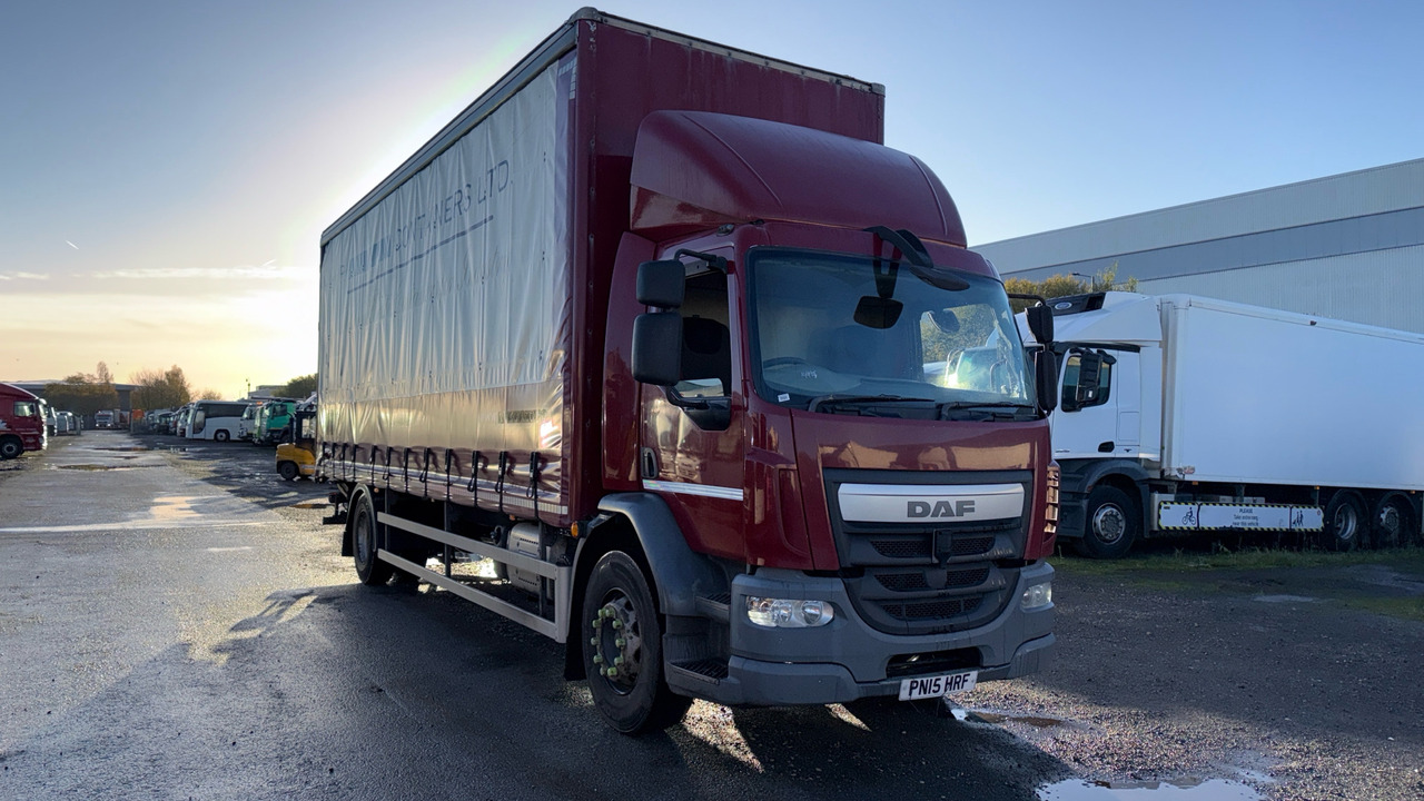 DAF LF 250 - Tent veoauto: pilt 1 DAF LF 250 - Tent veoauto: pilt 1