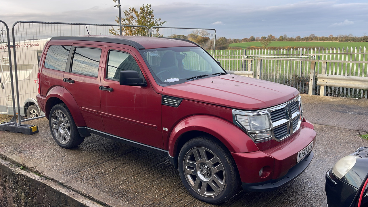 DODGE NITRO SXT - Universaal: pilt 1 DODGE NITRO SXT - Universaal: pilt 1