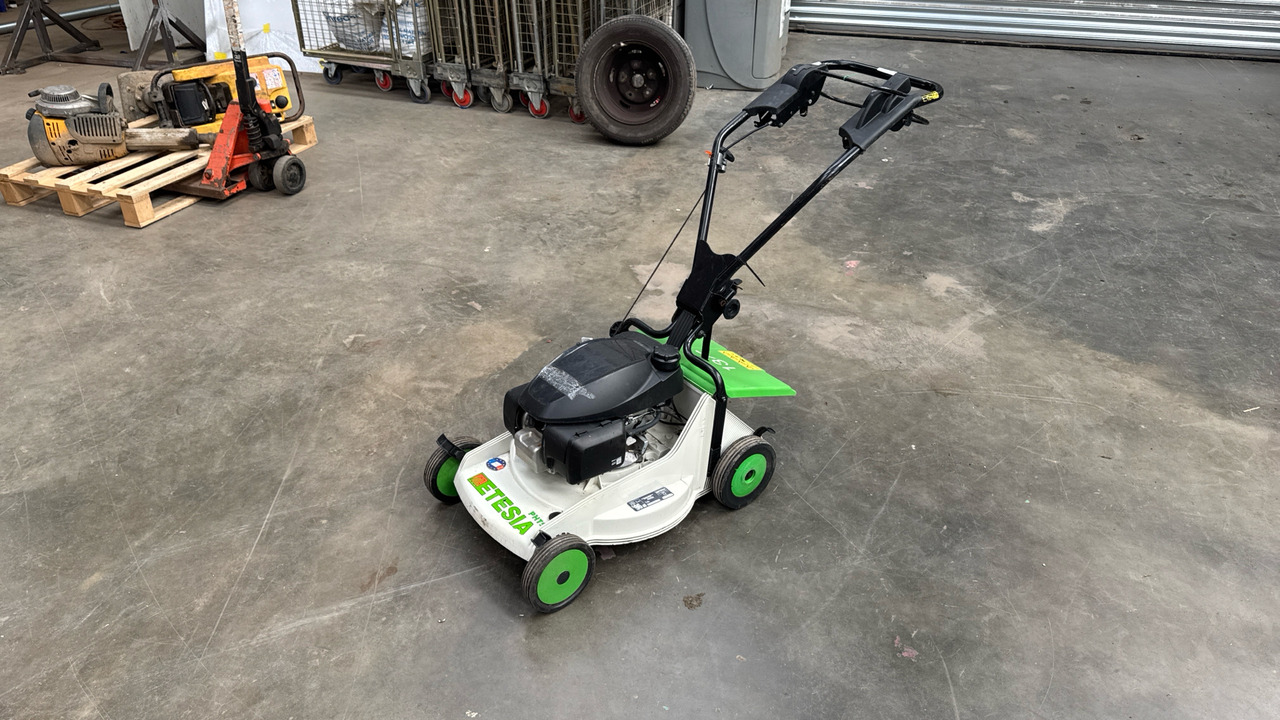 ETESIA PRO 46 BS1347 - Ehitusseade: pilt 2 ETESIA PRO 46 BS1347 - Ehitusseade: pilt 2