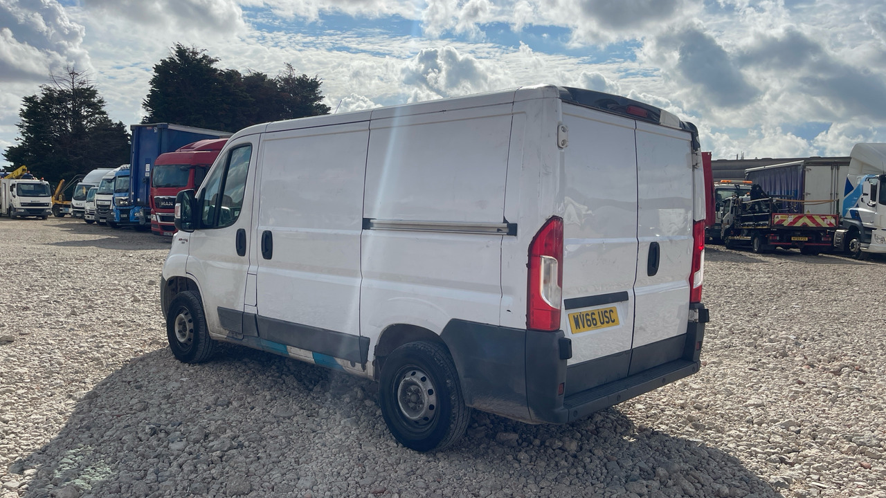 FIAT DUCATO 2.3 MULTIJET 130PS - Väike kaubik: pilt 3 FIAT DUCATO 2.3 MULTIJET 130PS - Väike kaubik: pilt 3