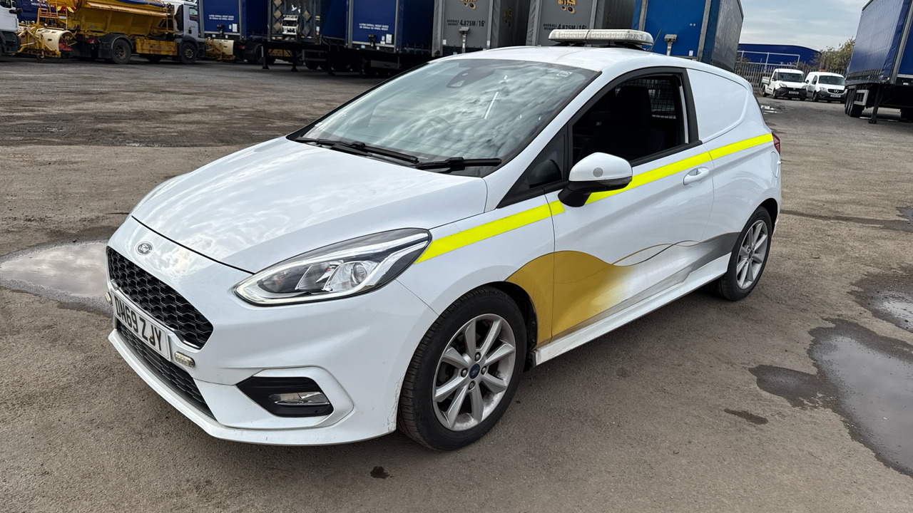 FORD FIESTA 1.5 TDCI 85PS - Auto: pilt 2 FORD FIESTA 1.5 TDCI 85PS - Auto: pilt 2