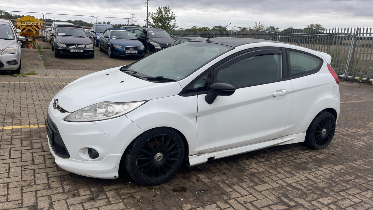 FORD FIESTA S 90 1.6 TDCI ZETEC - Luukpära: pilt 2 FORD FIESTA S 90 1.6 TDCI ZETEC - Luukpära: pilt 2