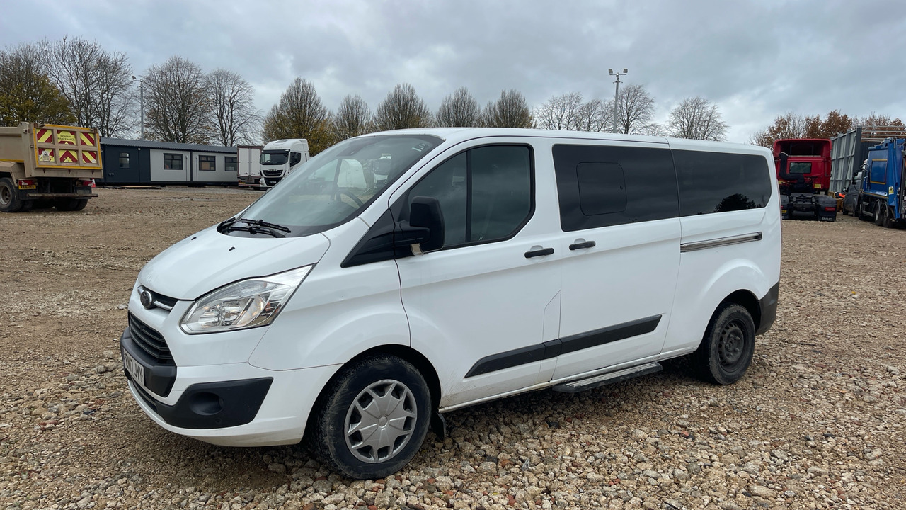 FORD TOURNEO CUSTOM 310 2.0 TDCI 130PS - Väikebuss, Mikrobuss: pilt 2 FORD TOURNEO CUSTOM 310 2.0 TDCI 130PS - Väikebuss, Mikrobuss: pilt 2
