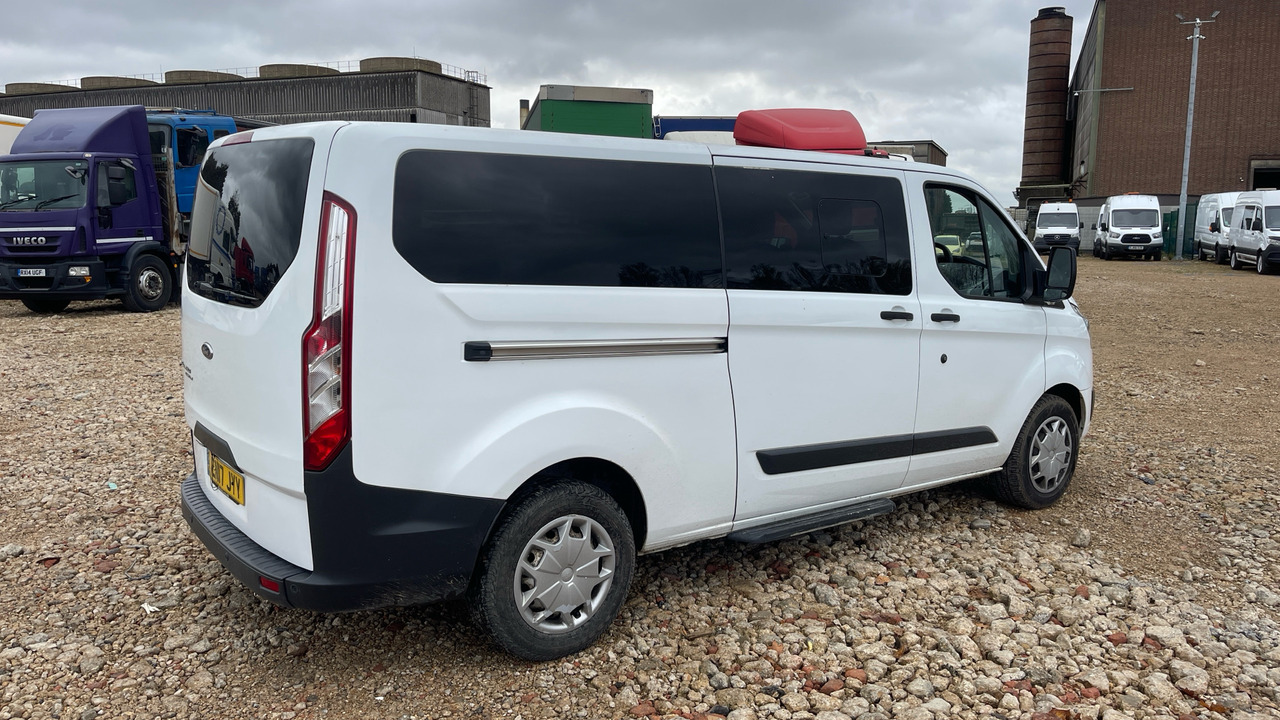 FORD TOURNEO CUSTOM 310 2.0 TDCI 130PS - Väikebuss, Mikrobuss: pilt 4 FORD TOURNEO CUSTOM 310 2.0 TDCI 130PS - Väikebuss, Mikrobuss: pilt 4