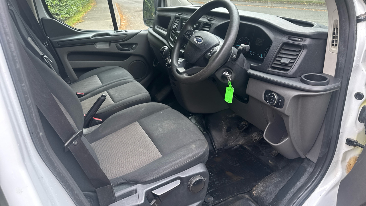 FORD TRANSIT CUSTOM 2.0 TDCi 105ps - Meeskonnaauto: pilt 5 FORD TRANSIT CUSTOM 2.0 TDCi 105ps - Meeskonnaauto: pilt 5