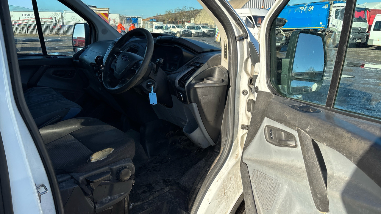 FORD TRANSIT CUSTOM 290 2.2 TDCI 100PS ECO - Väike kaubik: pilt 5 FORD TRANSIT CUSTOM 290 2.2 TDCI 100PS ECO - Väike kaubik: pilt 5