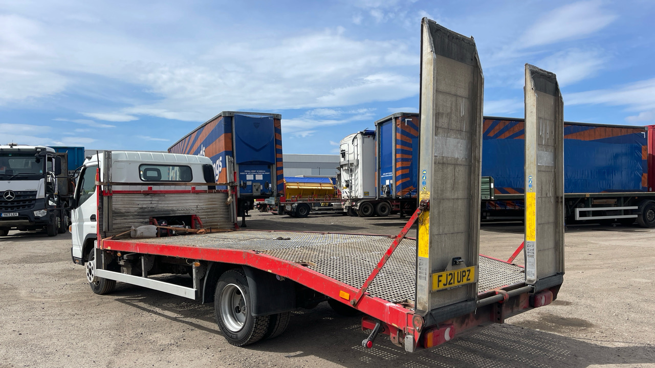 FUSO CANTER 7C18 - Puksiirauto: pilt 3 FUSO CANTER 7C18 - Puksiirauto: pilt 3
