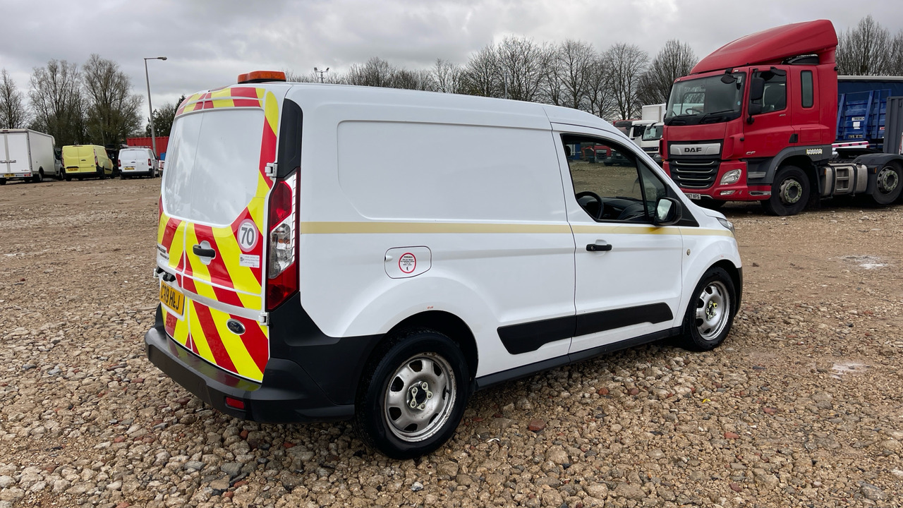 Ford Transit Connect 220 1.5 ECOBLUE 100PS - Väike kaubik: pilt 4 Ford Transit Connect 220 1.5 ECOBLUE 100PS - Väike kaubik: pilt 4