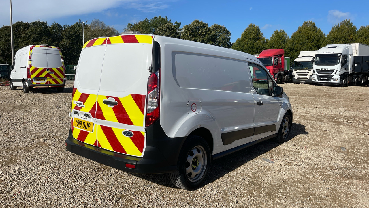 Ford Transit Connect 240 1.5 ECO BLUE 100PS - Väike kaubik: pilt 4 Ford Transit Connect 240 1.5 ECO BLUE 100PS - Väike kaubik: pilt 4
