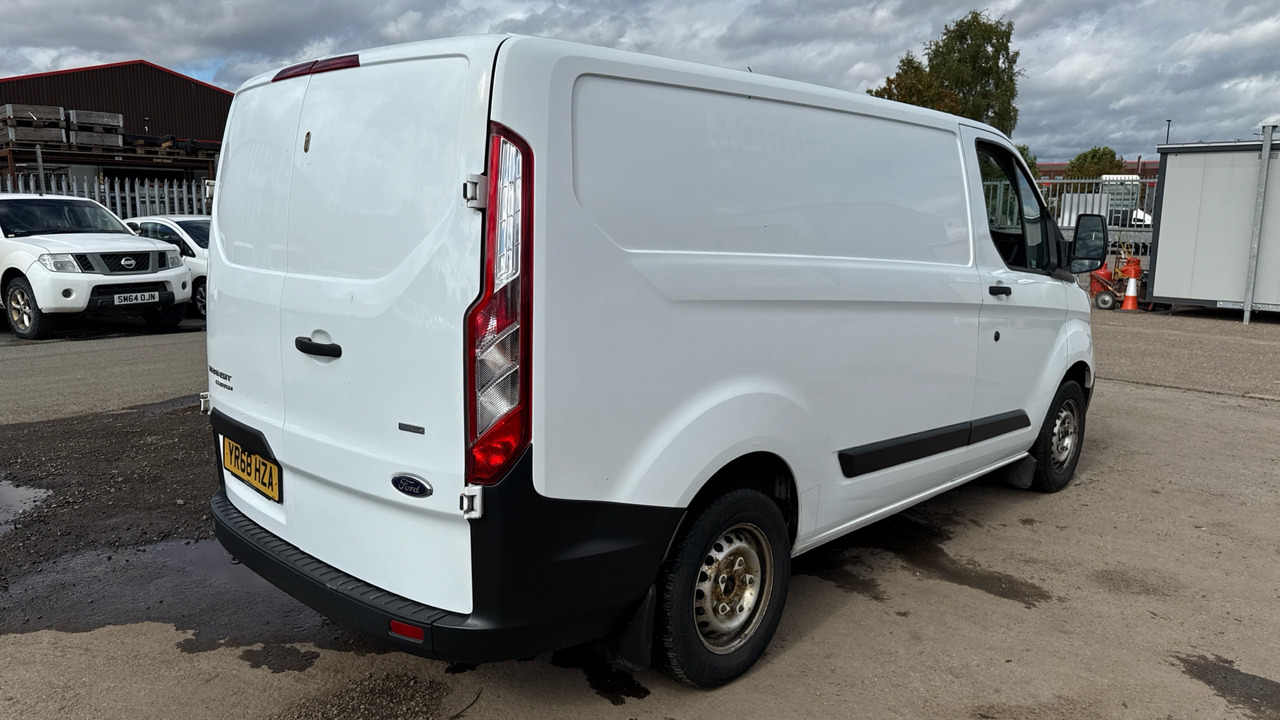 Ford Transit Custom 280 2.0 TDCI 105PS - Väike kaubik: pilt 4 Ford Transit Custom 280 2.0 TDCI 105PS - Väike kaubik: pilt 4