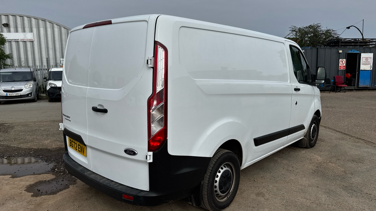 Ford Transit Custom 300 2.0 ECOBLUE 105PS - Väike kaubik: pilt 4 Ford Transit Custom 300 2.0 ECOBLUE 105PS - Väike kaubik: pilt 4