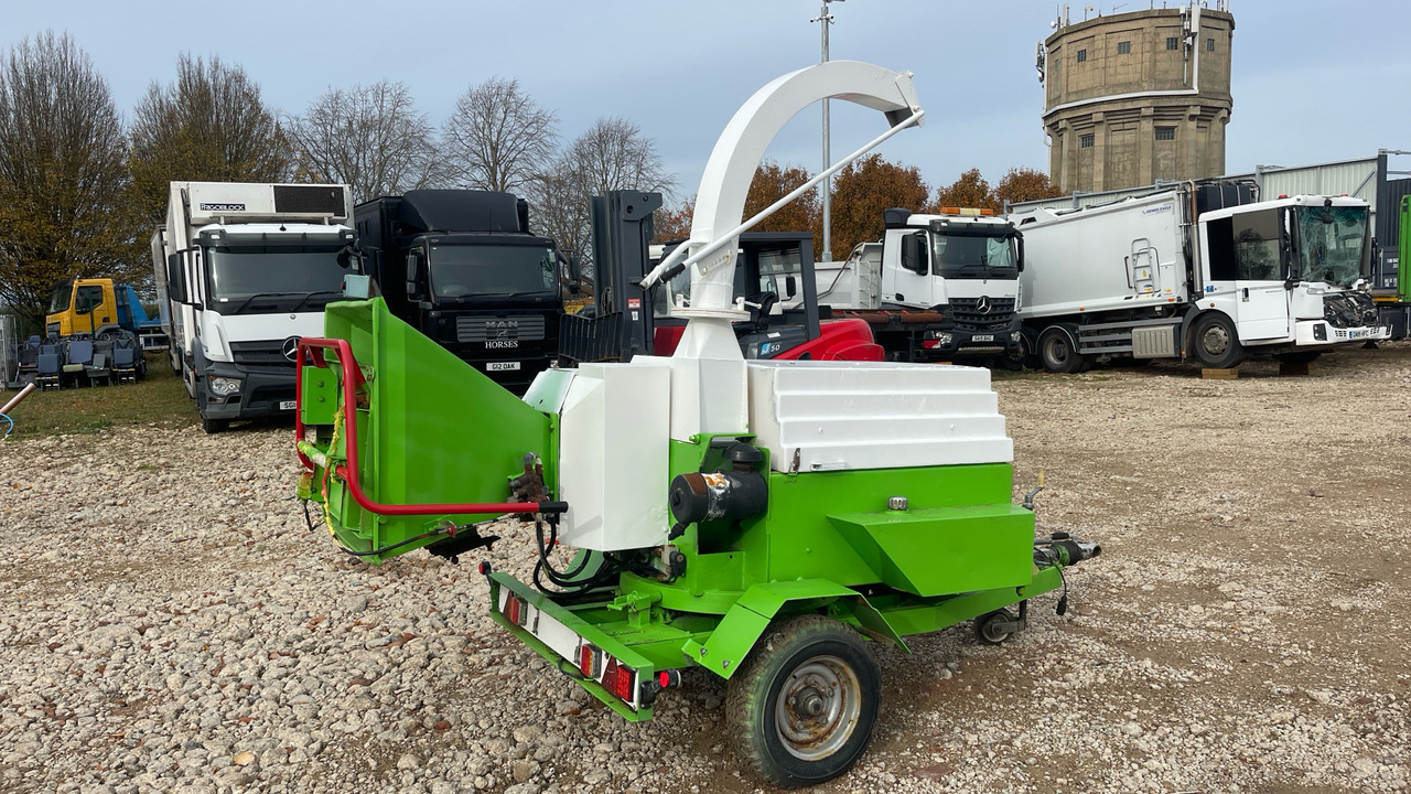 GREENMECH CM202 - Puiduhakkurid: pilt 4 GREENMECH CM202 - Puiduhakkurid: pilt 4