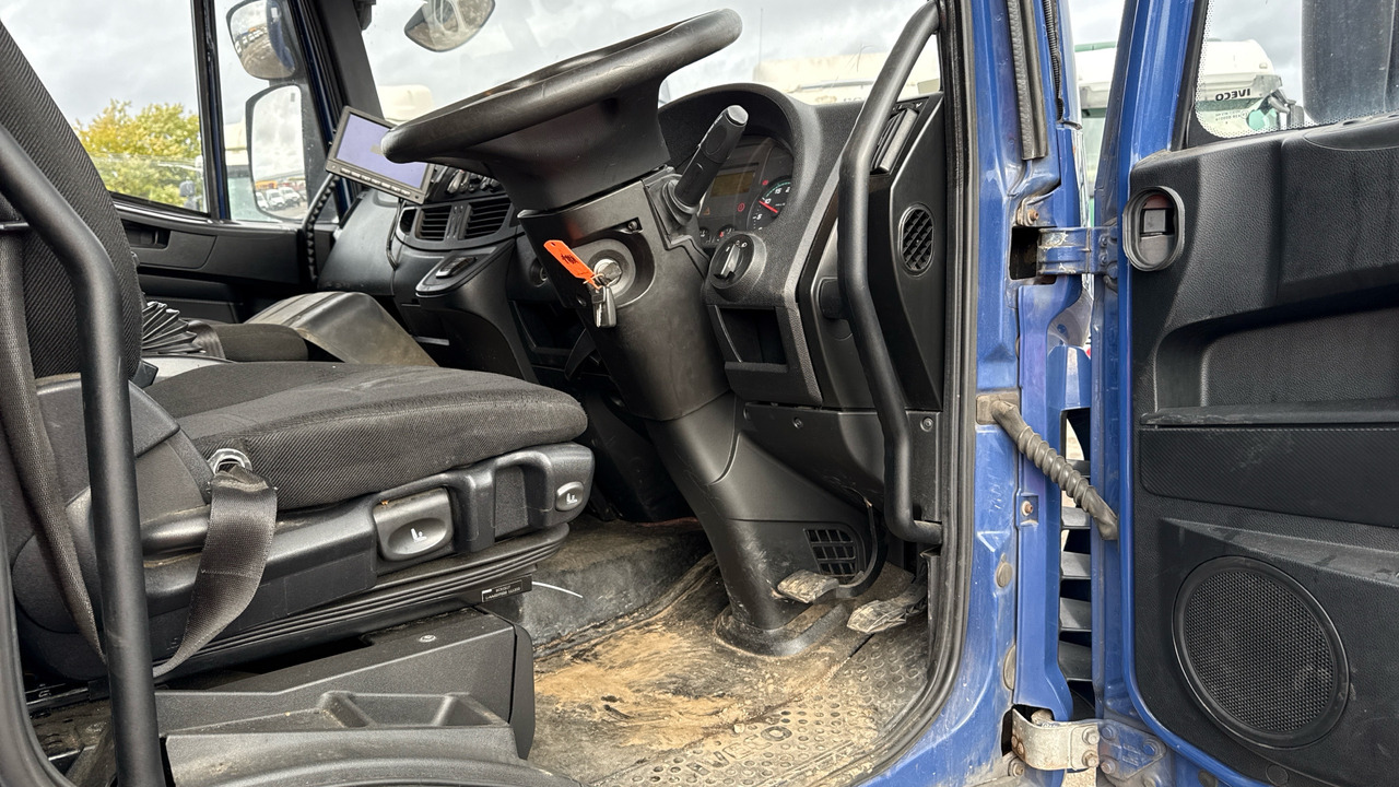 IVECO EUROCARGO 120-210 - Tent veoauto: pilt 5 IVECO EUROCARGO 120-210 - Tent veoauto: pilt 5