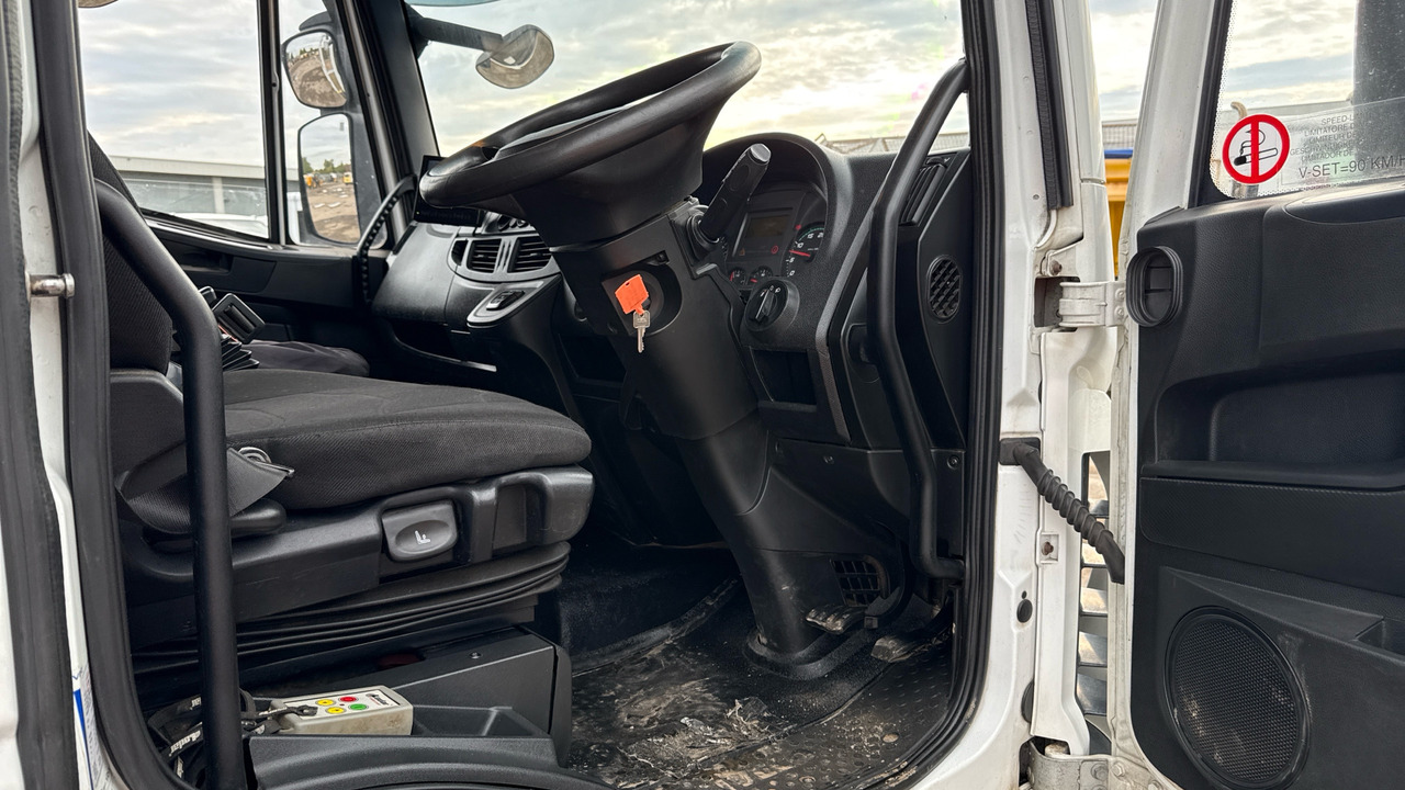 IVECO EUROCARGO 120-210 - Puksiirauto: pilt 5 IVECO EUROCARGO 120-210 - Puksiirauto: pilt 5