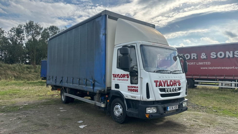 IVECO EUROCARGO  75E16 - Tent veoauto: pilt 1 IVECO EUROCARGO  75E16 - Tent veoauto: pilt 1