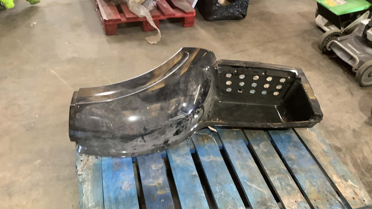 IVECO WHEEL ARCH & STEP - Ehitusseade: pilt 1 IVECO WHEEL ARCH & STEP - Ehitusseade: pilt 1