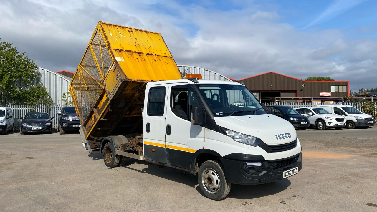 Iveco Daily 3.0 50-150 - Tarbesõiduk kallur, Meeskonnaauto: pilt 1 Iveco Daily 3.0 50-150 - Tarbesõiduk kallur, Meeskonnaauto: pilt 1
