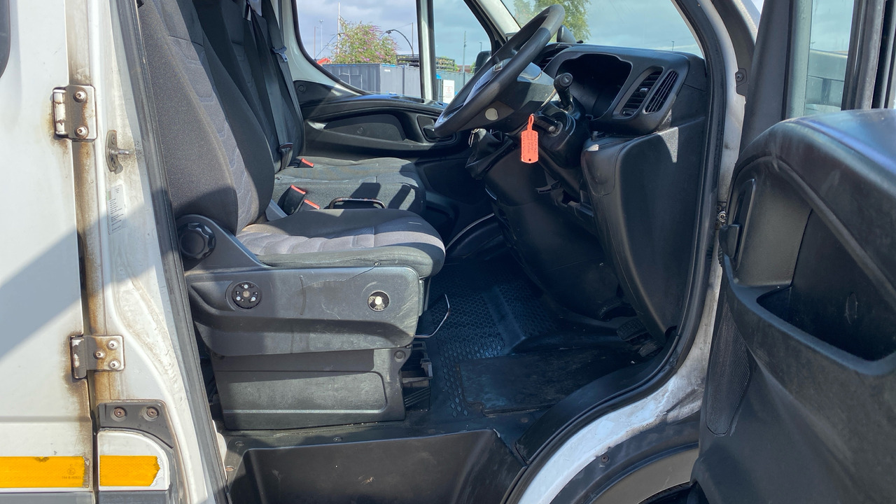 Iveco Daily 3.0 50-150 - Tarbesõiduk kallur, Meeskonnaauto: pilt 5 Iveco Daily 3.0 50-150 - Tarbesõiduk kallur, Meeskonnaauto: pilt 5