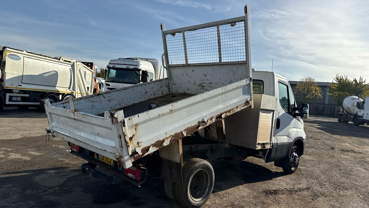 Iveco Daily 35-150 3450 WB - Tarbesõiduk kallur: pilt 4 Iveco Daily 35-150 3450 WB - Tarbesõiduk kallur: pilt 4