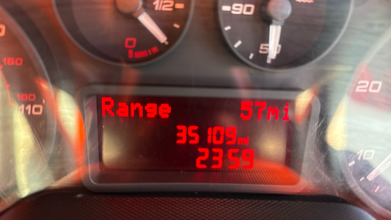 Tarbesõiduk kallur Iveco Daily 35-150 3450 WB: pilt 9 Tarbesõiduk kallur Iveco Daily 35-150 3450 WB: pilt 9